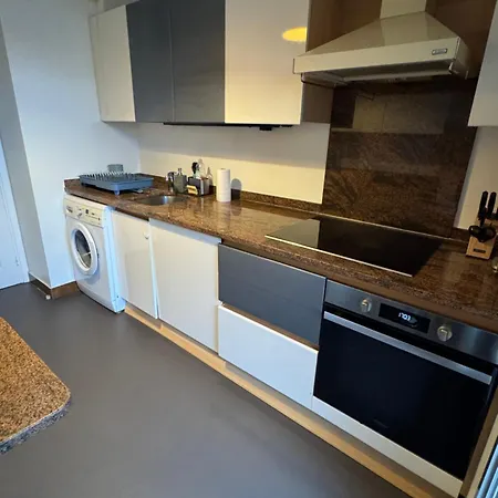 Top-of-range Of 90m2 & 20m2 Of Sunny Terrace, 2min From Sea Apartment *